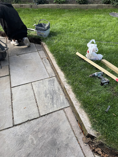 E Reynolds Fencing