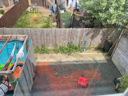 E Reynolds Fencing