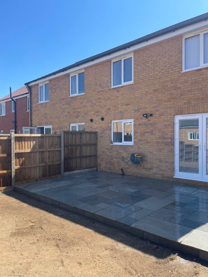 E Reynolds Fencing