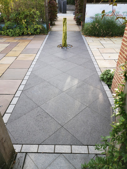 E Reynolds Fencing