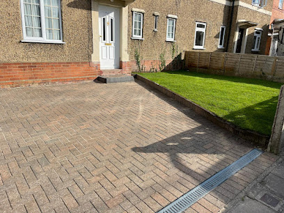 E Reynolds Fencing