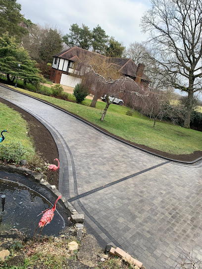 E Reynolds Fencing