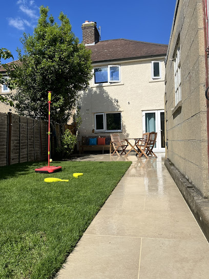 E Reynolds Fencing