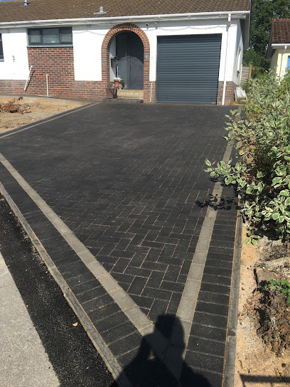 E Reynolds Fencing