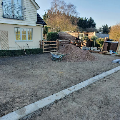 E Reynolds Fencing