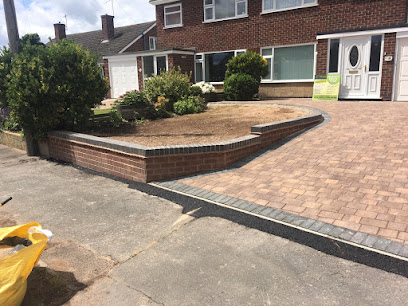 E Reynolds Fencing