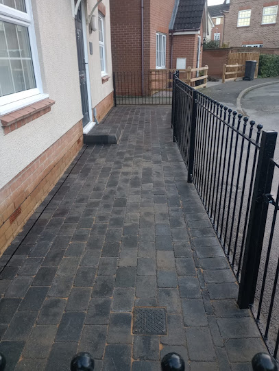 E Reynolds Fencing E Reynolds Fencing