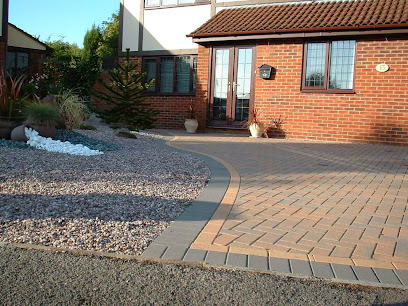 E Reynolds Fencing