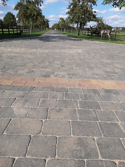 E Reynolds Fencing