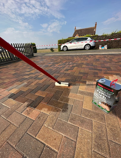 E Reynolds Fencing