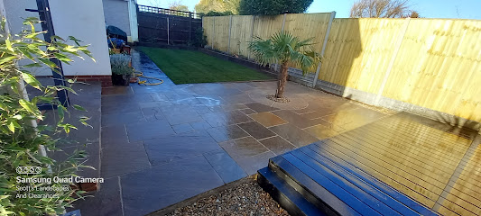 E Reynolds Fencing