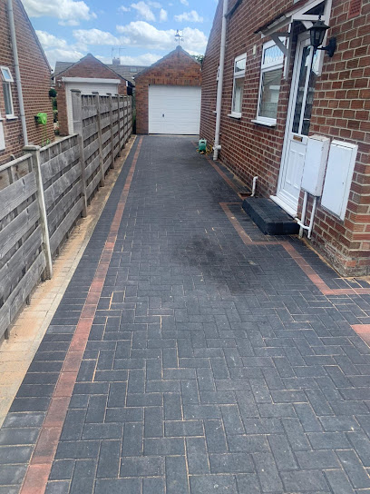 E Reynolds Fencing E Reynolds Fencing