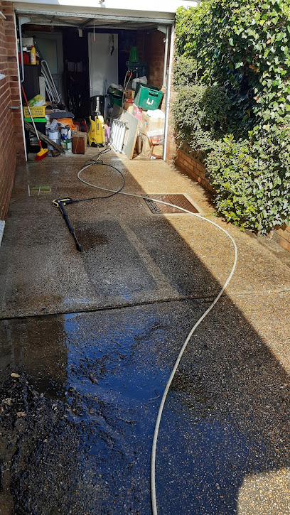 E Reynolds Fencing