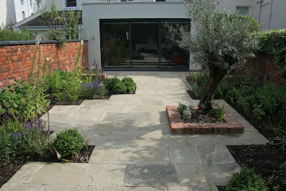 E Reynolds Fencing