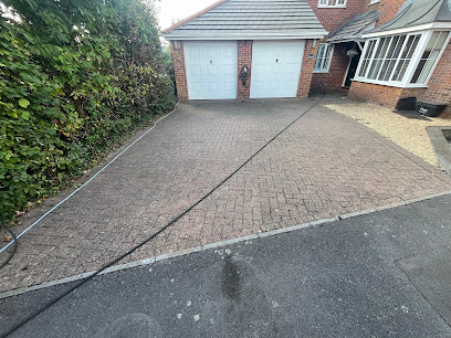 E Reynolds Fencing