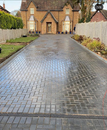 E Reynolds Fencing