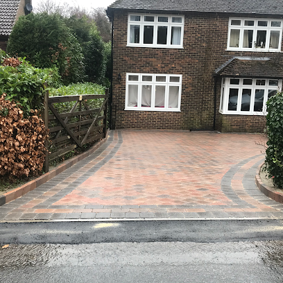 E Reynolds Fencing