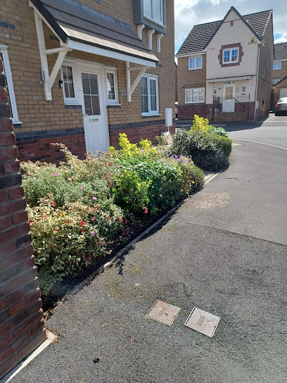 E Reynolds Fencing